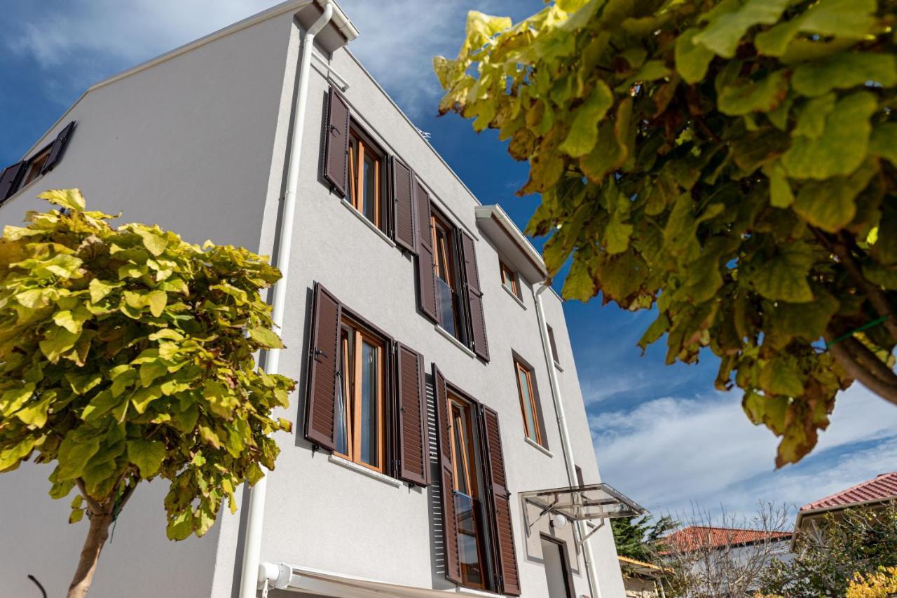 Apartments Crnekovic III บัชกา ภายนอก รูปภาพ