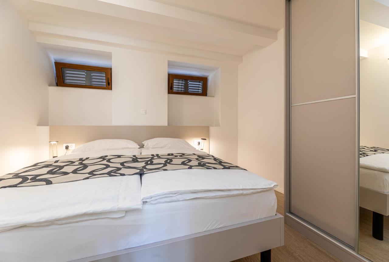 Apartments Crnekovic III บัชกา ภายนอก รูปภาพ