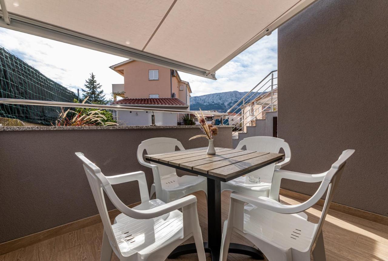 Apartments Crnekovic III บัชกา ภายนอก รูปภาพ