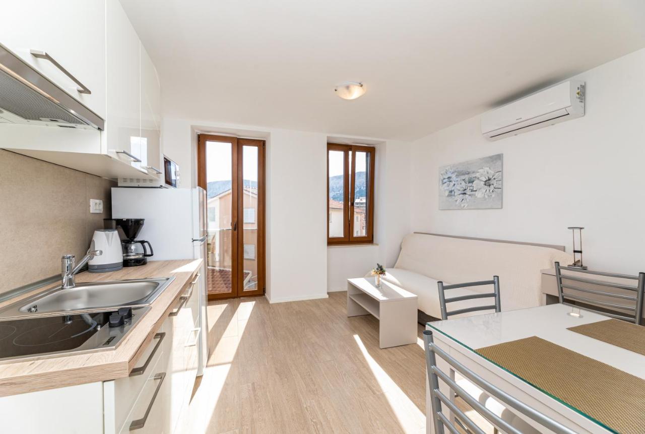 Apartments Crnekovic III บัชกา ภายนอก รูปภาพ