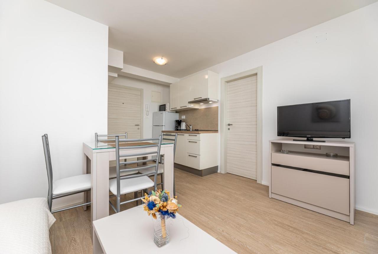 Apartments Crnekovic III บัชกา ภายนอก รูปภาพ